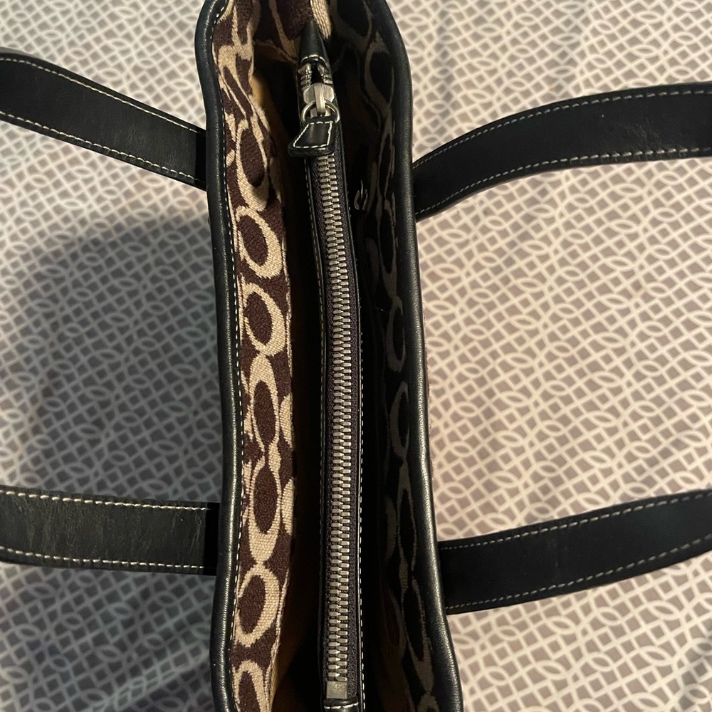 Coach Brown and Cream Shoulder Bag - Picture 8 of 16